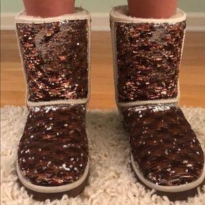 UGG short reversible boots sparkly sequin